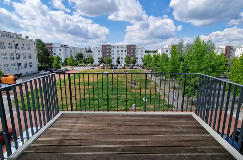 ERSTBEZUG - Attraktive Neubauwohnung mit EBK und TG-Stellplatz! — photo 1
